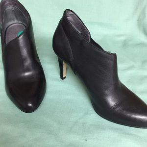 Booth style high heels shoes Adrienne Vittadini